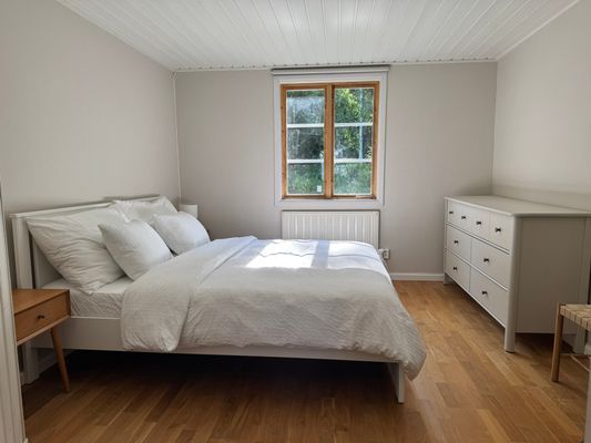 Här saktar tiden ner – din drömstuga vid vattnet - Bild 27