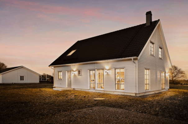 Nybyggd villa i hjärtat av Österlen