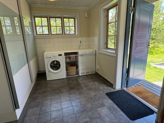 Här saktar tiden ner – din drömstuga vid vattnet - Bild 32