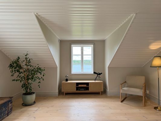 Här saktar tiden ner – din drömstuga vid vattnet - Bild 17