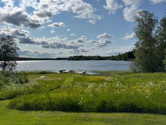 Här saktar tiden ner – din drömstuga vid vattnet - Bild 39