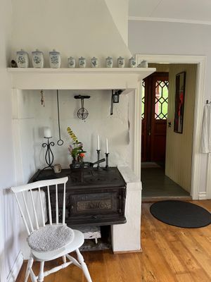 Bild 3 på Smålandstorp sjönära med båt
