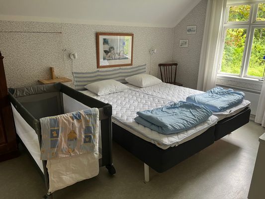 Smålandstorp sjönära med båt - Bild 11