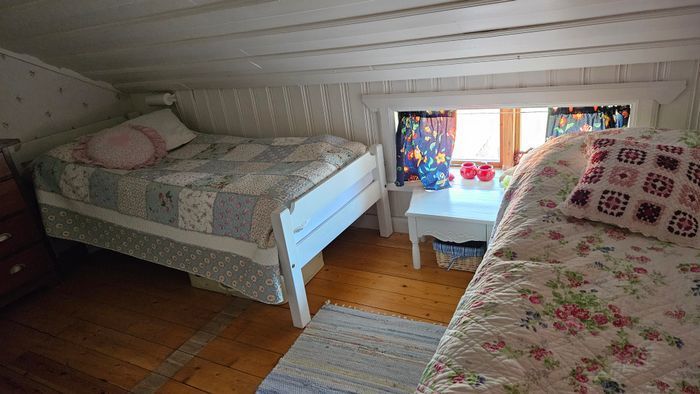 Charmig stuga vid vattnet i Gesunda - Bild 21