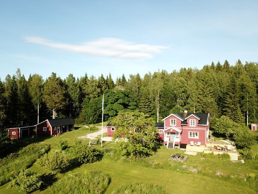 Här saktar tiden ner – din drömstuga vid vattnet - Bild 52