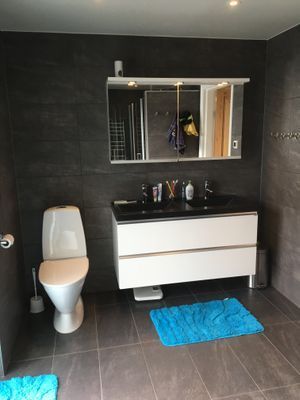 Underbar semestervilla med Pool och stor trädgård - Bild 10