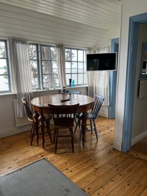 Stuga med fin utsikt över Bråviken, Kolmården - Bild 7