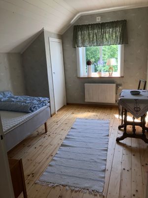 Lantligt hus i skogen och nära till fiskevatten - Bild 17