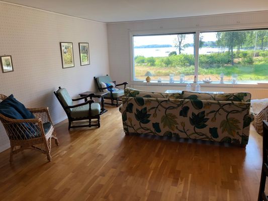 Rymligt skärgådshus med panoramautsikt över havet - Bild 7