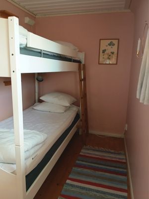 Österlen, liten stuga med trädgård - Bild 19