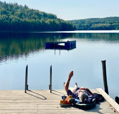 Charmigt torp | Vacker bondgård, nära sjön med båt - Bild 24