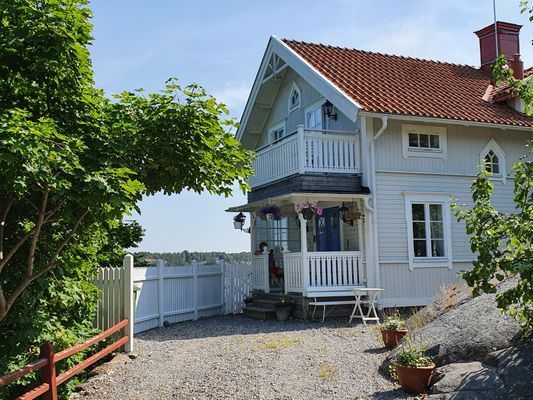 Skärgårdshus på Dalarö, sjötomt med bästa läge - Bild 9