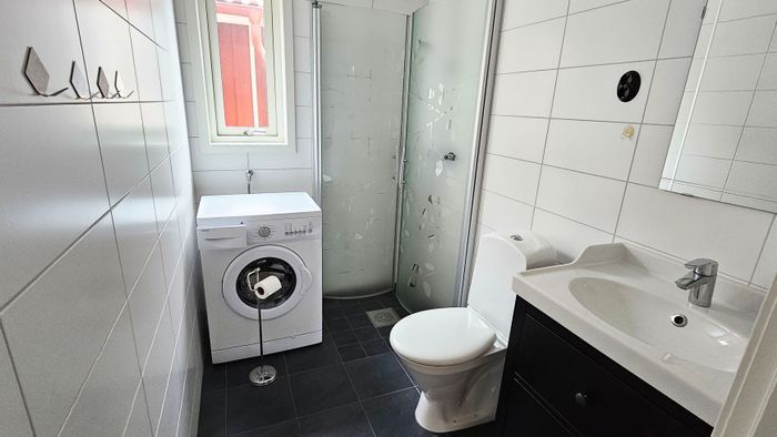 Två mysiga stugor, 400m till hav | SE09118 - Bild 13