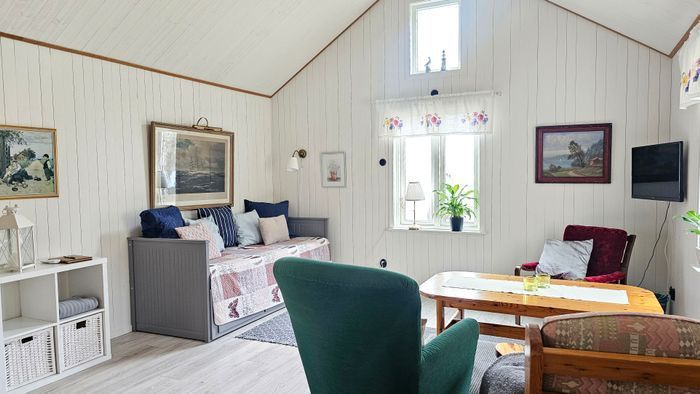 Bild 3 på Två mysiga stugor, 400m till hav | SE09118