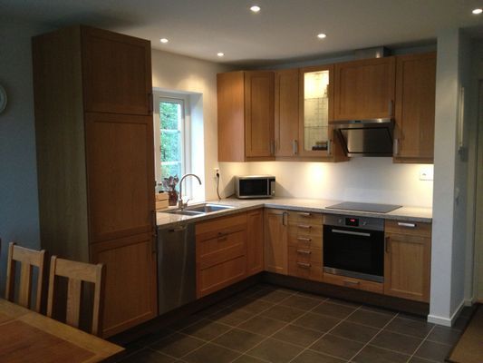 Bo på vår sparrisgård och upptäck Kullabygden!