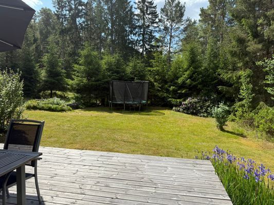Tranarö med närhet till bad och fin natur - Bild 13