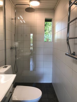 SJÖTOMT I SÖDERLÄGE, 15 min. från Stockholm City - Bild 21