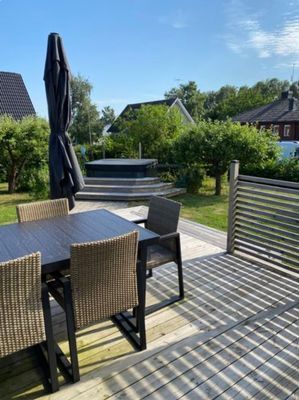 Stor villa med centralt avskilt läge i Borgholm