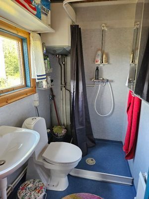 Charmigt sommarställe - sjöutsikt & rofyllt läge - Bild 22