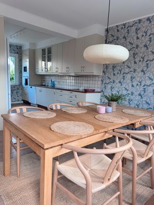 Villa i centrala Visby med trädgård & stor altan - Bild 9