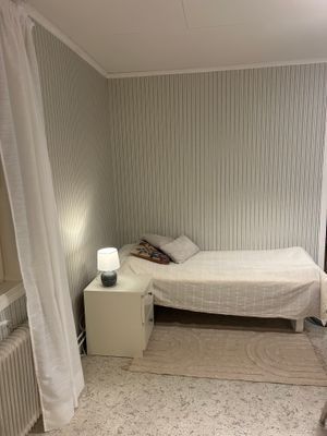Sovrum 1 Enkelsäng 80 cm