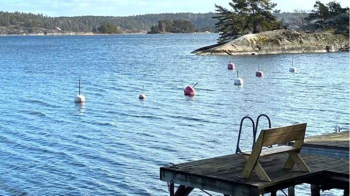 Bild 3 på Älgö Saltsjöbaden. Havsutsikt, privat brygga