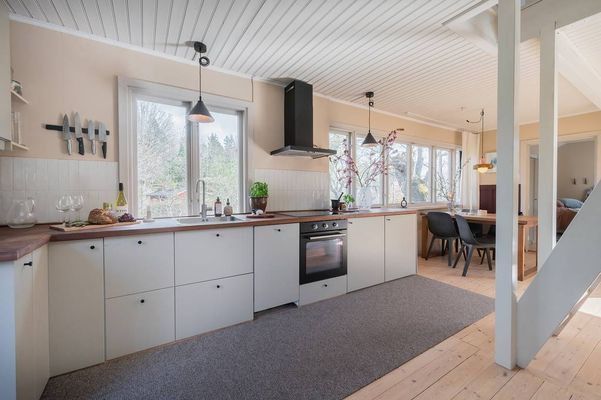 Skärgårdsidyll fyra minuter från vatten - Bild 11