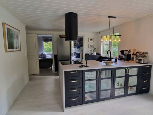 Mysig stuga nära Västersjön - Bild 6