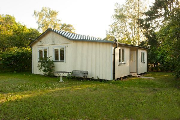 Stuga vid Tofta Strand, när bad, affär, restaurang