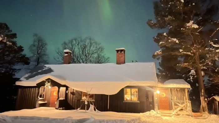 Unik stuga med sjö och fjällutsikt där båt ingår - Bild 35