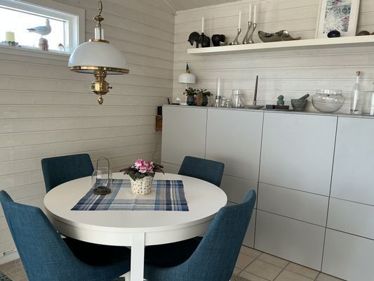 Superhärlig stuga med med bästa läge i Apelviken - Bild 8