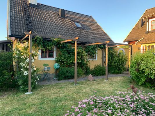 Arkitektritad villa i Visby - Bild 25