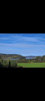 1800-tals hus med utsikt över Ångermanälven