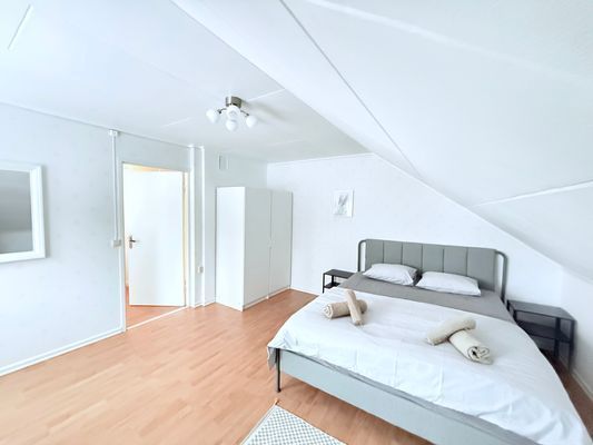 Villa vid vattnet med egen brygga och panoramautsi - Bild 16