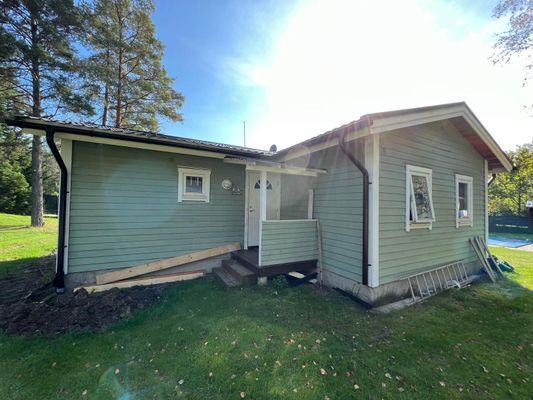 Bild 3 på Sommarhus med pool & sjönära läge Upplands Bro