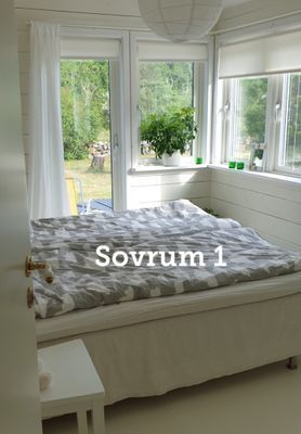 Hyr denna stuga i Byxelkrok på 72 m². 9 sängplatser. Från 18 000 kr per vecka. Se bilder och tillgänglighet här.