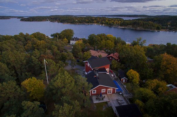 Skärgårdsvilla m havsutsikt på idylliska Älgö