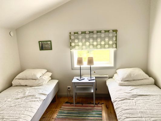 Stuga på vacker bondgård | Öppna vyer & nära sjön - Bild 11