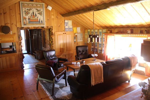 Bild 3 på Mysig fjällstuga i Grövelsjön med murad eldstad