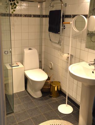 Haghulta 2 Värmdö. Nära hav, skog, vandringsleder - Bild 21