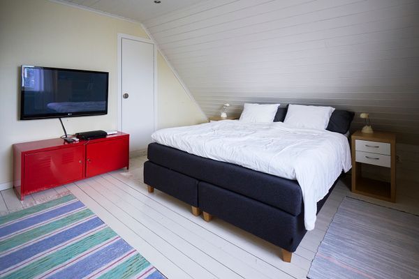 Sovrum 2. 160 cm dubbelsäng