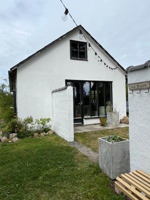 Byhus med stor trädgård nära Sankt Olof - Bild 21