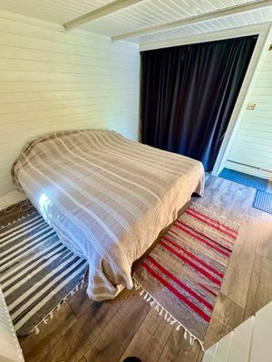 Mysig stuga med nyrenoverat sovrum nära Mälaren - Bild 28