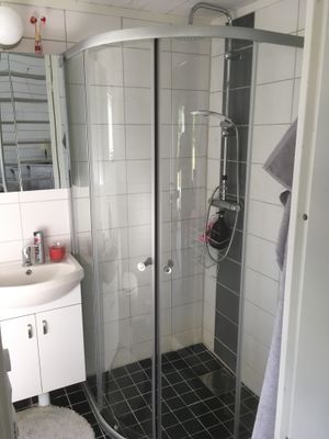 Stuga strax öster om Varberg på västkusten - Bild 6