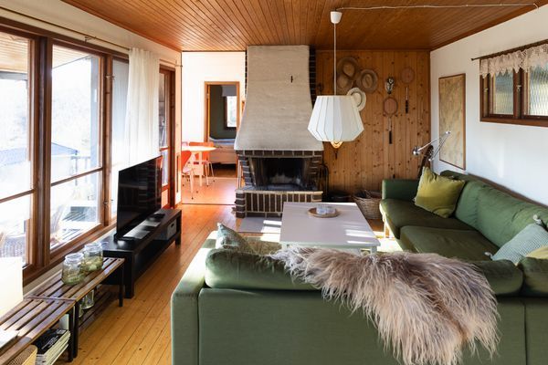 Högt läge med sjöutsikt, nära bad och aktiviteter - Bild 14