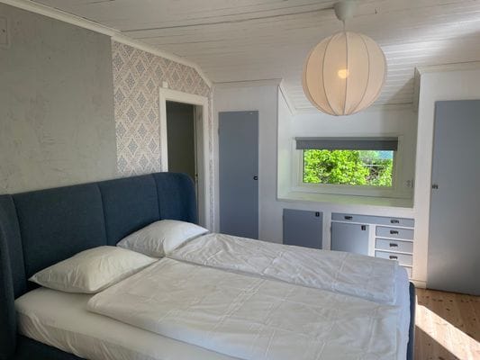 Sovrum 3 på övervåningen med en 160 säng