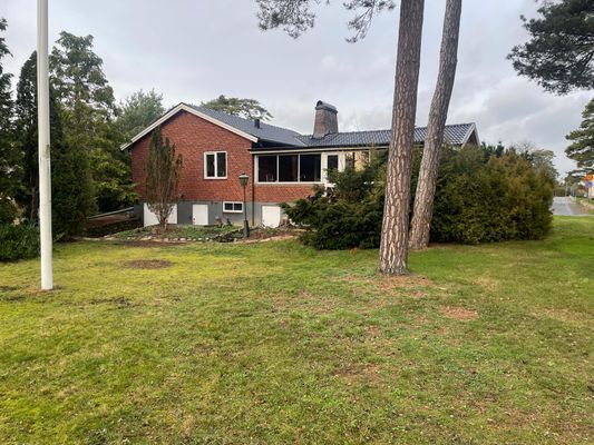 Charmigt, mysigt och strandnära hus i Åhus