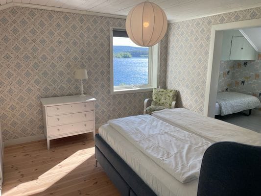 Sovrum 3 på övervåningen med en 160 säng