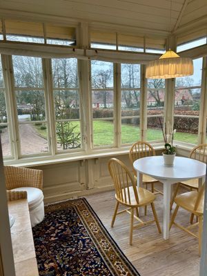 Vacker villa i skånsk slottsmiljö - Bild 9