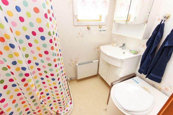 Bild 4 på Stuga Höga Kusten med badtunna/ båt